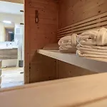 Luxurious In With Sauna *
