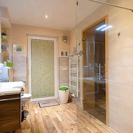 펜션 Pet Friendly Home In Goehren-Lebbin With Sauna
